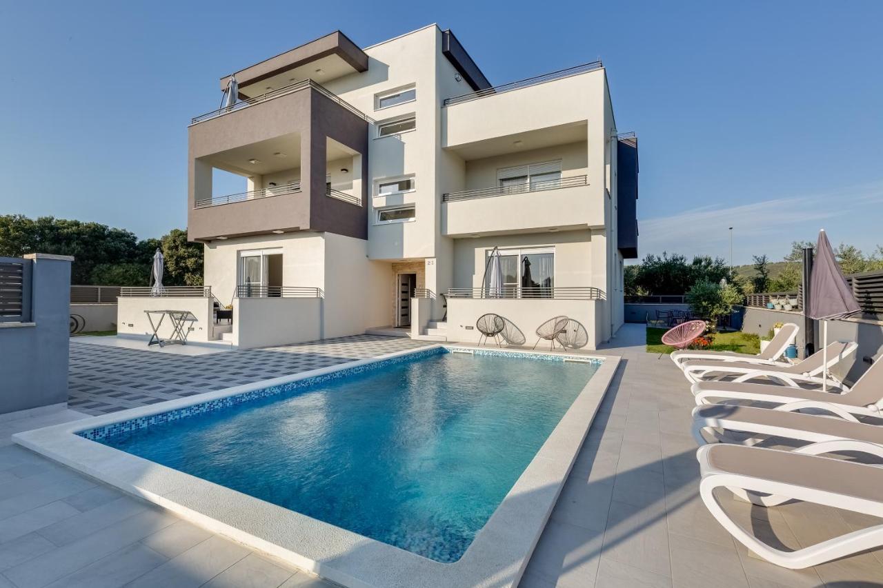 Apartments Evita 比比涅 外观 照片