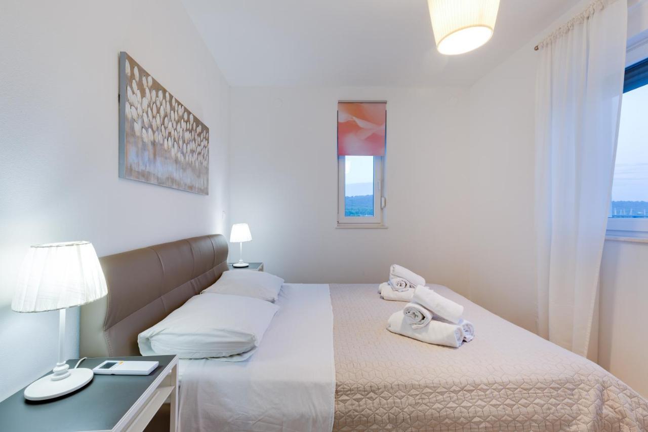 Apartments Evita 比比涅 外观 照片